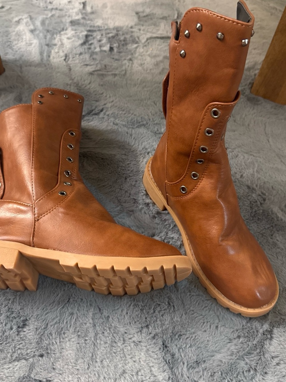 Women's Tan Leather Combat Boots - Classic Casual Style